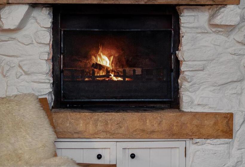 标准工作室, Piermont Retreat