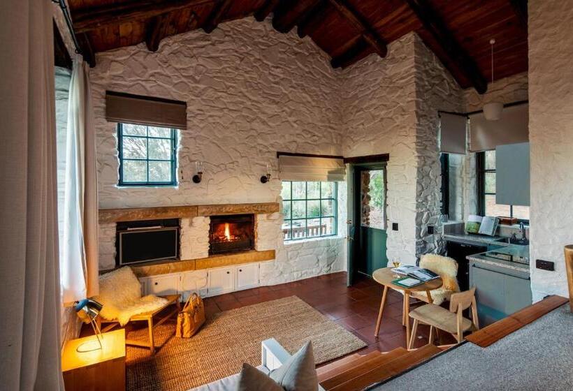 标准工作室, Piermont Retreat