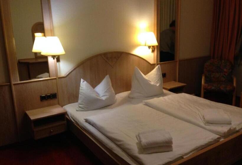 Номер Стандарт, Zur Panke