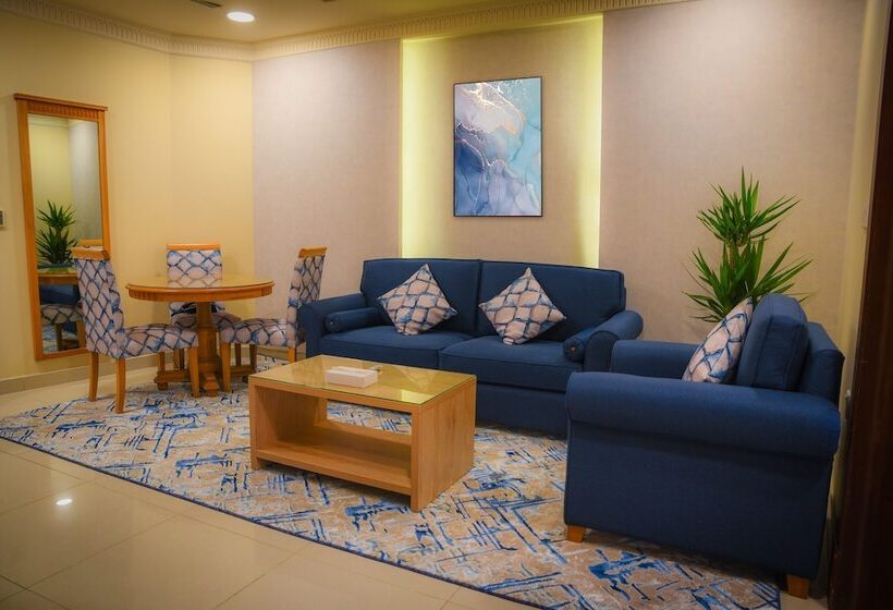 Люкс Семейный 2 Спальни, Tala Inn Hotel Corniche Dammam