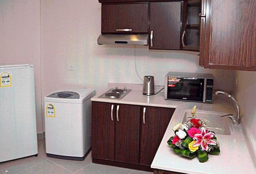 Люкс Семейный 2 Спальни, Tala Inn Hotel Corniche Dammam