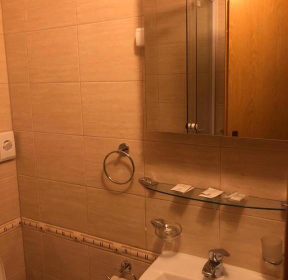 غرفة ديلوكس, Slanický Dvor