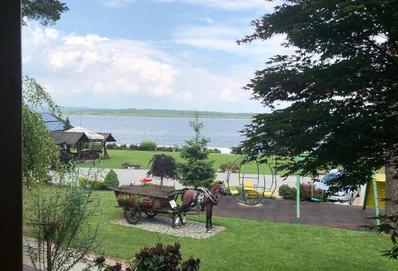 جناح غرفتين نوم, Slanický Dvor