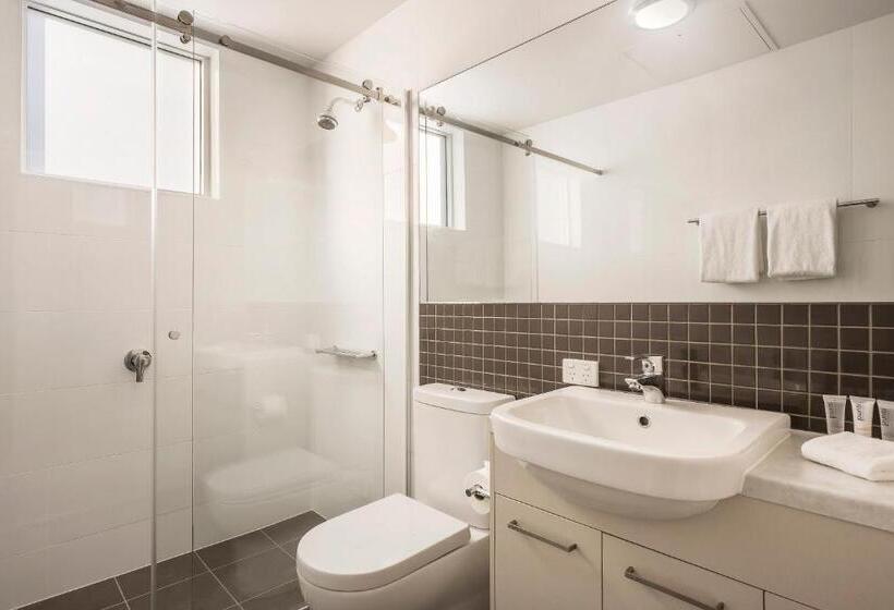 آپارتمان 1 خوابه, Quest King William South