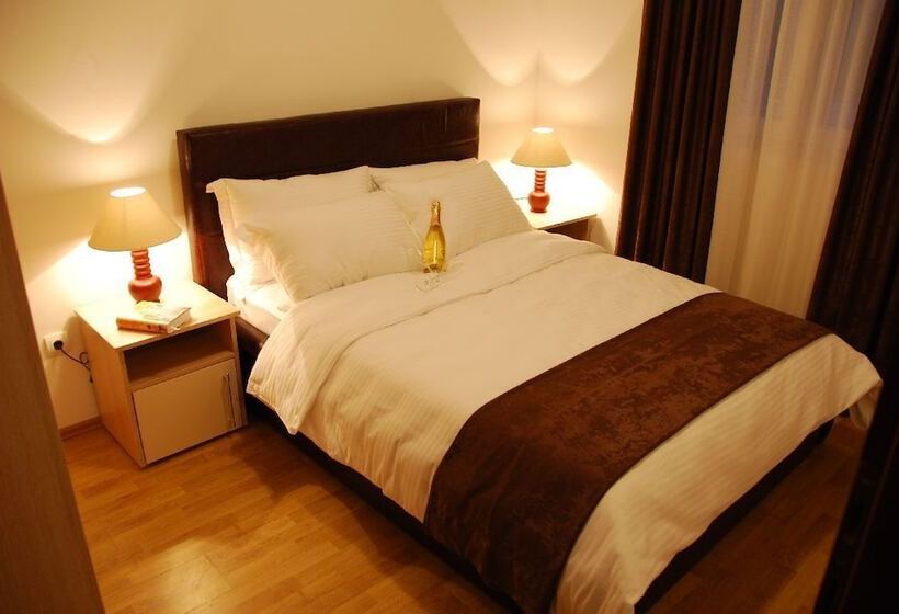 آپارتمان 1 خوابه, Sun Village Apartments