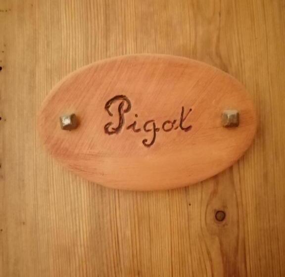 발코니가 있는 4인용 스탠다드 룸, Cal Pons