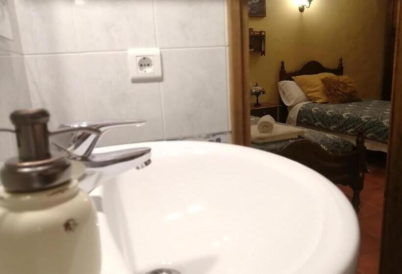 스탠다드 룸, Cal Pons