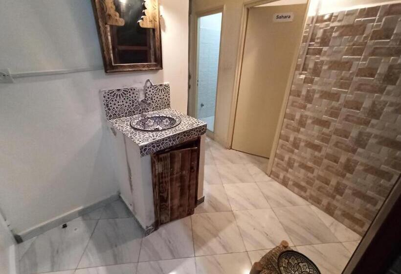 공동 객실, Happy Surf Hostel