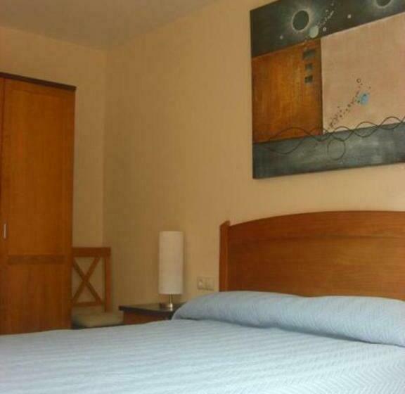 דירת שני חדרים, Cal Ribero