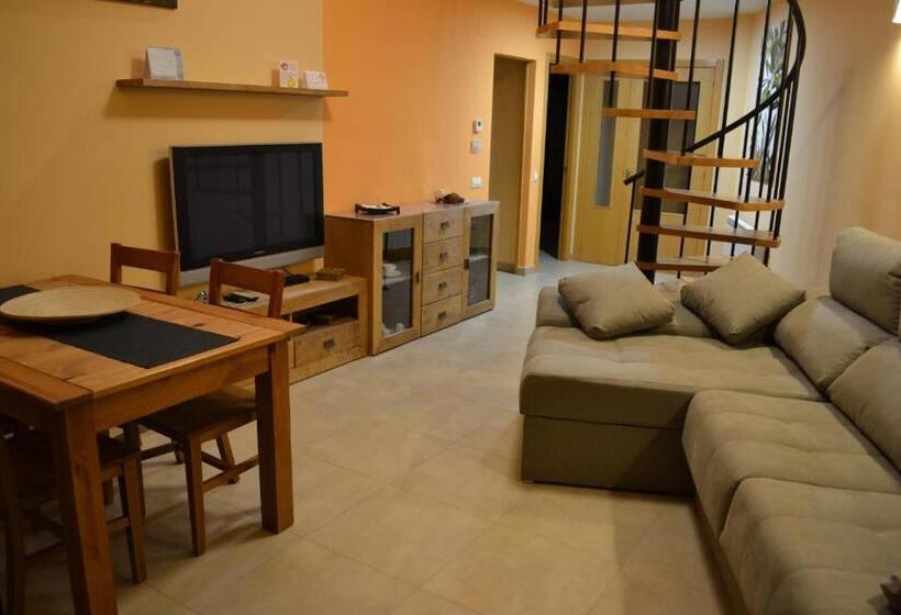 דירת שני חדרים, Cal Ribero