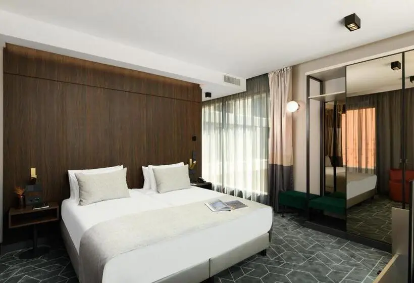 Quarto Deluxe com Balcão, Emerald