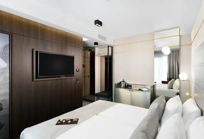 Quarto superior, Emerald