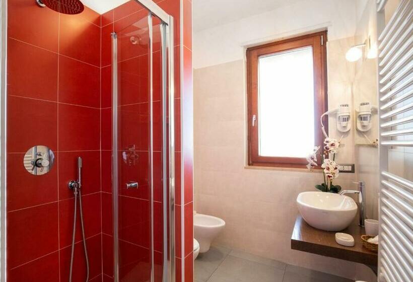 اتاق استاندارد با بالکن و چشم‌انداز دریا, Navicri B&b