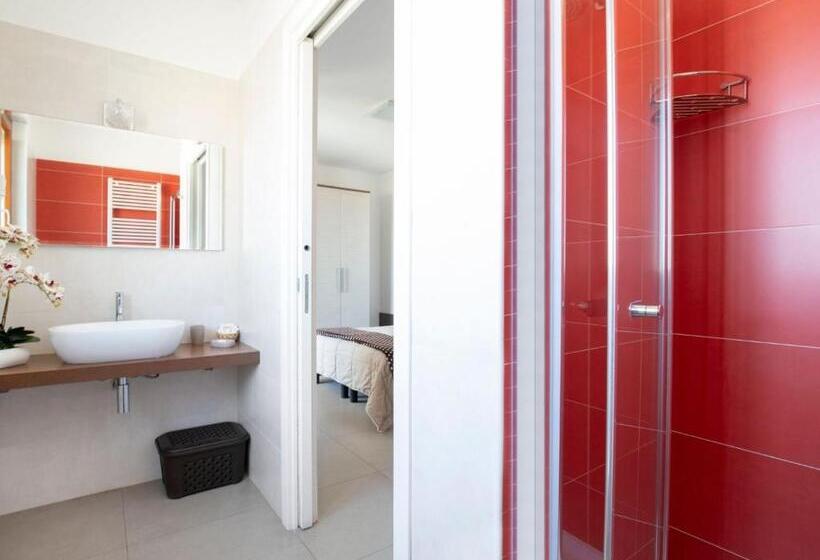 اتاق لوکس, Navicri B&b