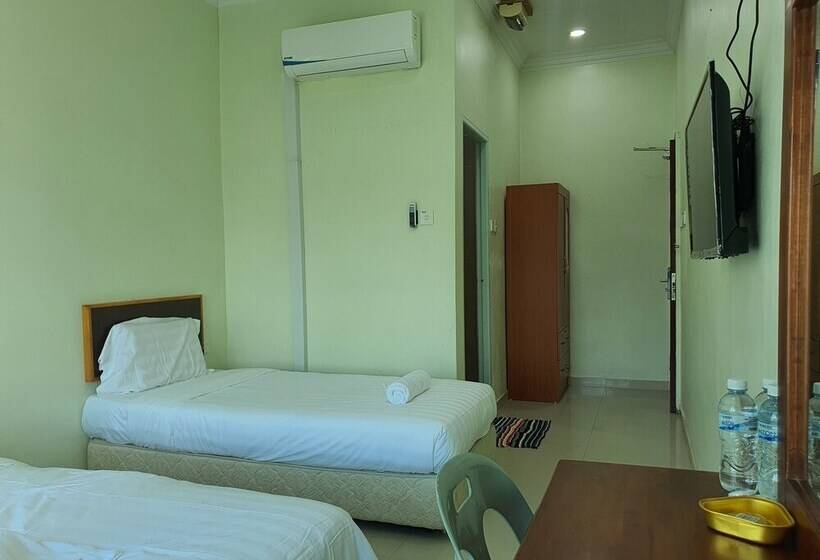 Трехместный Номер Deluxe, Good View Inn By Oyo Rooms
