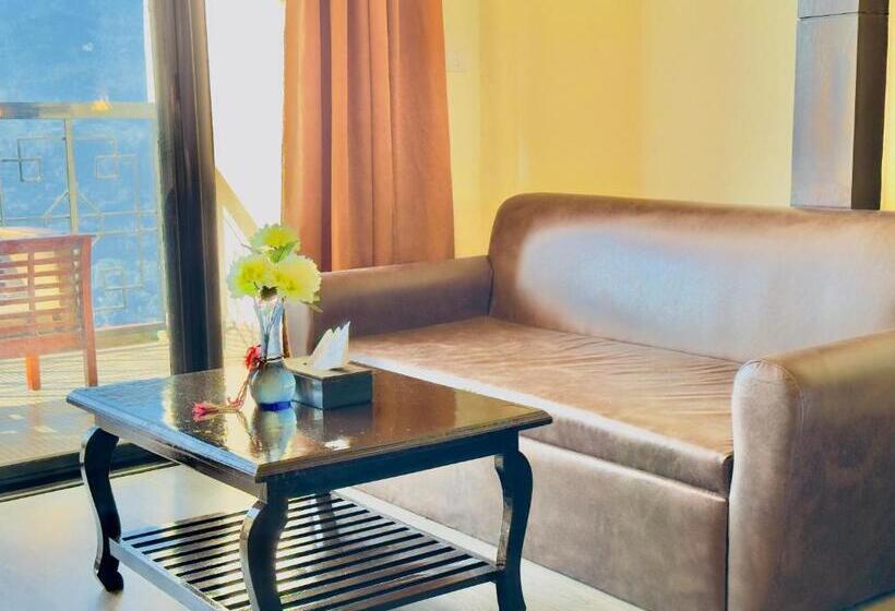 غرفة قياسية سرير كينج, Tara Palace Resort And Spa