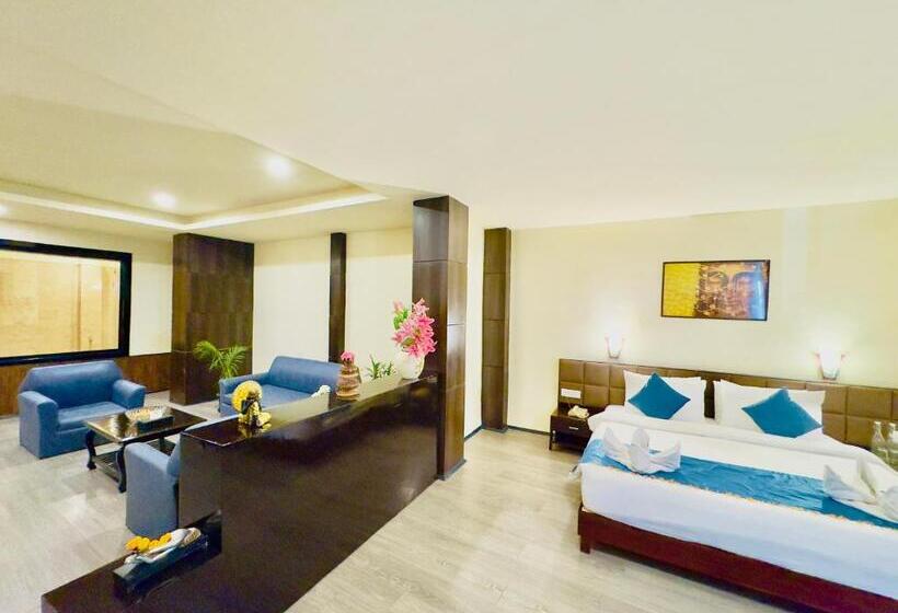 جناح مطلّ علي الجبل, Tara Palace Resort And Spa