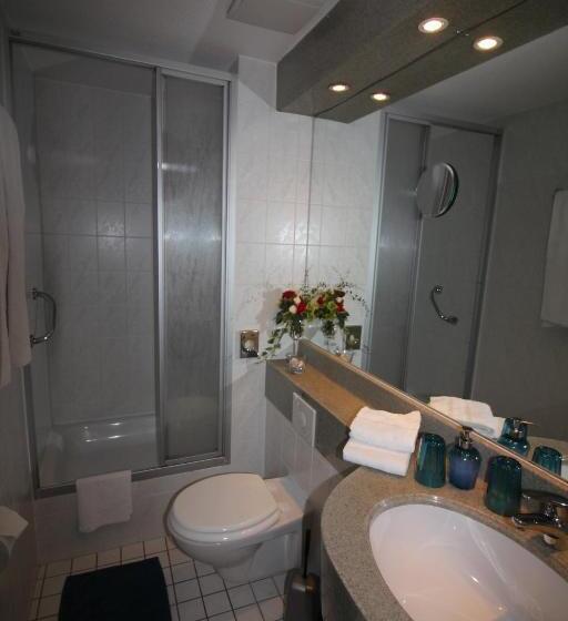 اتاق استاندارد, Art Hotel Köln