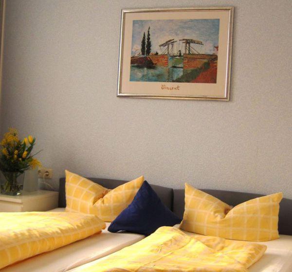 اتاق استاندارد سه نفره, Art Hotel Köln