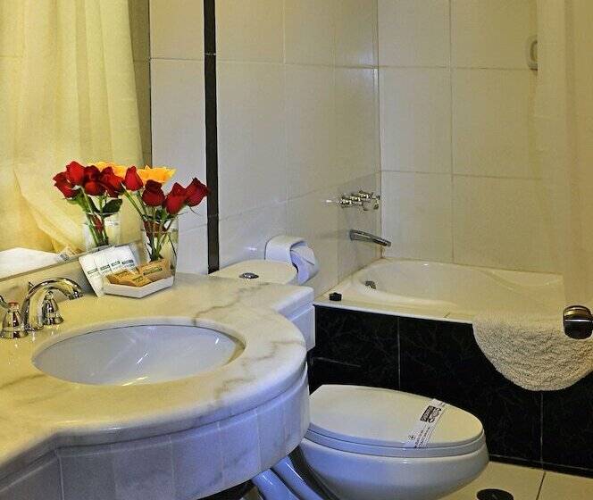 Семейный Номер, Casona Plaza Hotel Centro