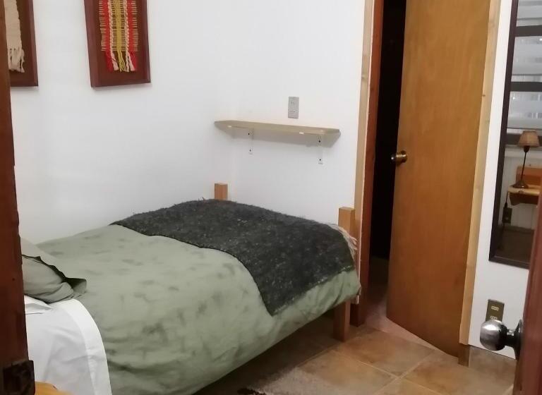 スタンダードシングルルーム, B&b Hmüller