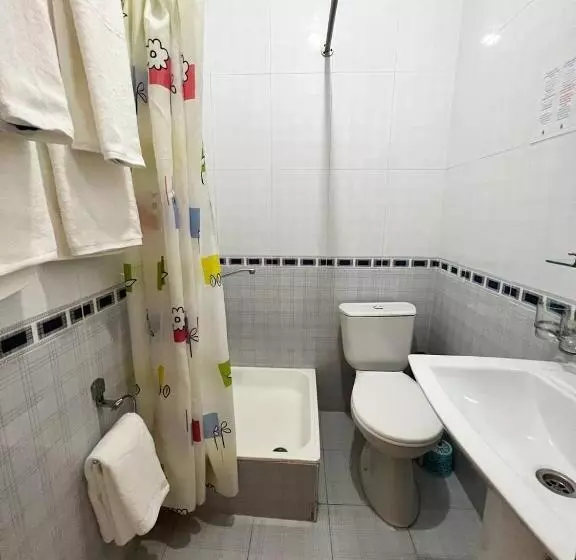 Quarto Estandar Individual, Caravan Serail