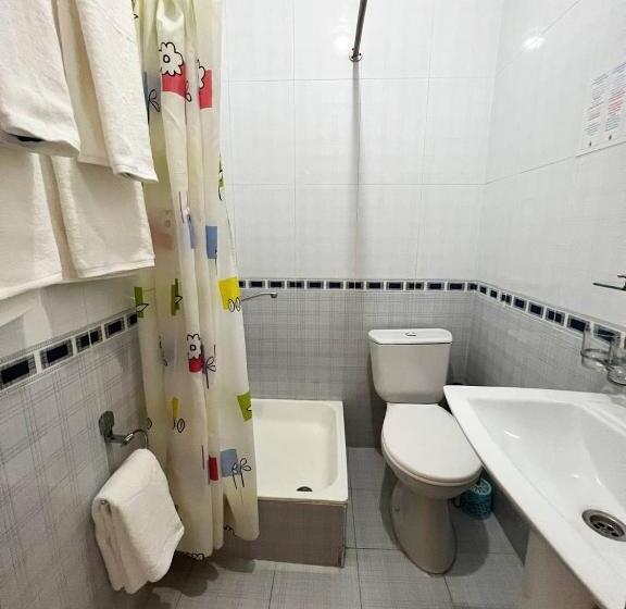 غرفة قياسية, Caravan Serail