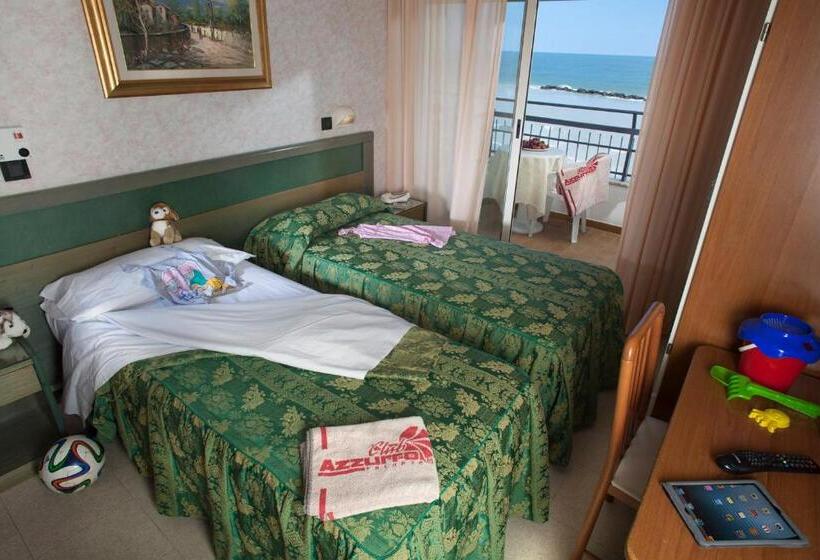 Номер Стандарт Трехместный, Classic