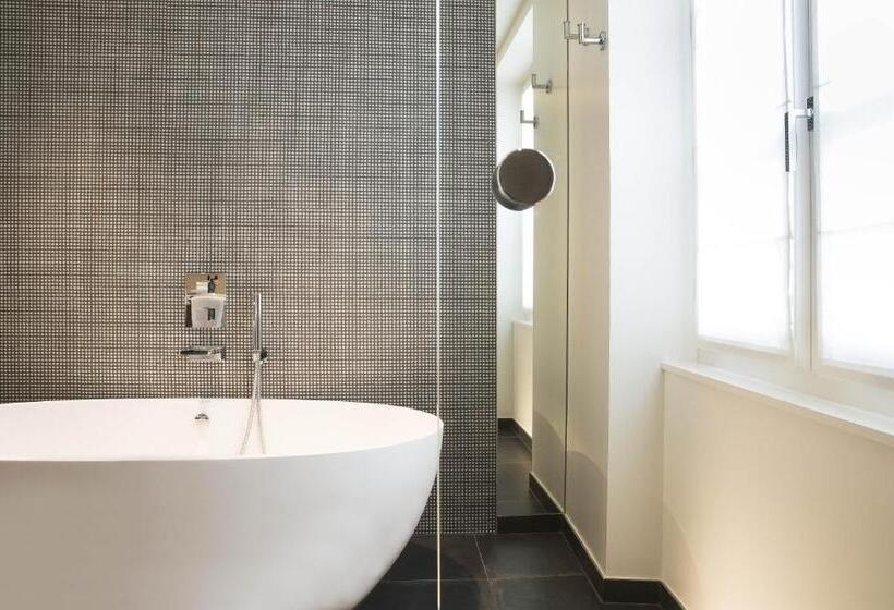 سوییت, Dupondsmith