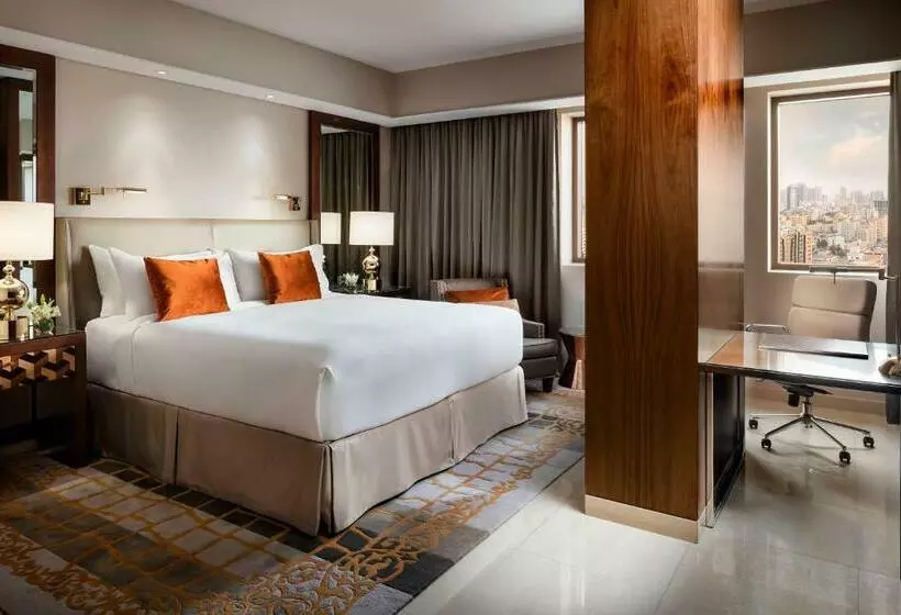 اتاق استاندارد با تخت بزرگ, Fairmont Ajman