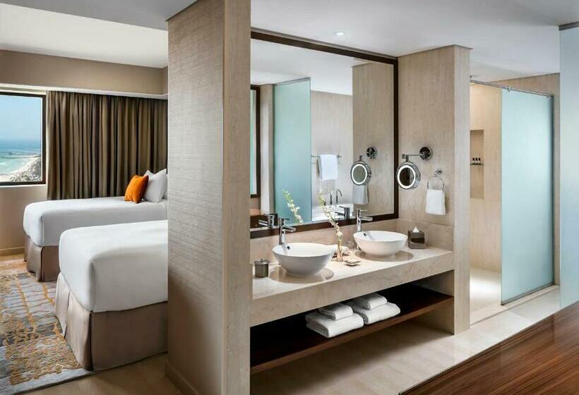 디럭스 룸 바다 전망, Fairmont Ajman