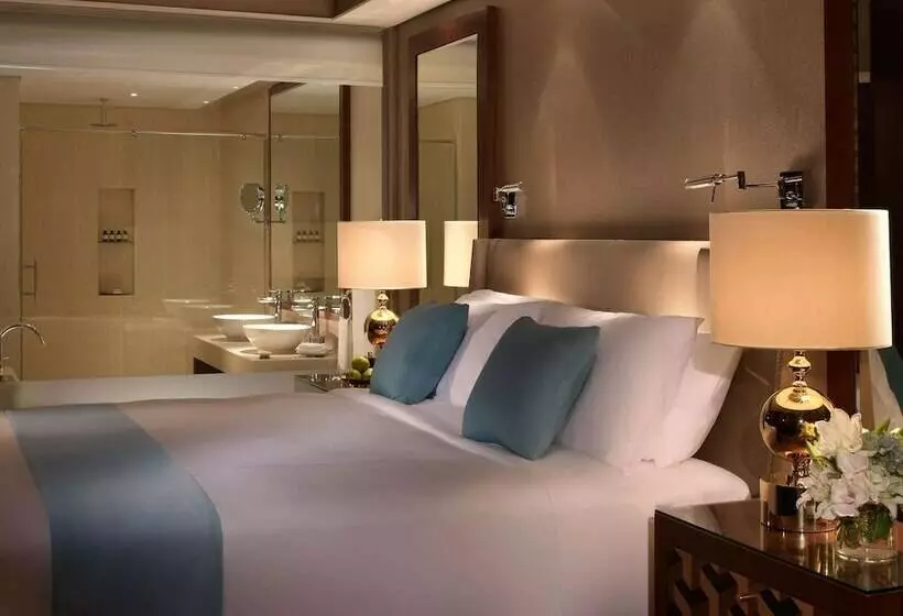اتاق لوکس با چشمانداز دریا, Fairmont Ajman