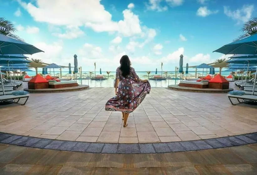 اتاق استاندارد با چشمانداز دریا, Fairmont Ajman