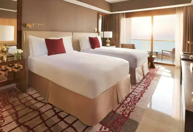 اتاق استاندارد با چشمانداز دریا, Fairmont Ajman