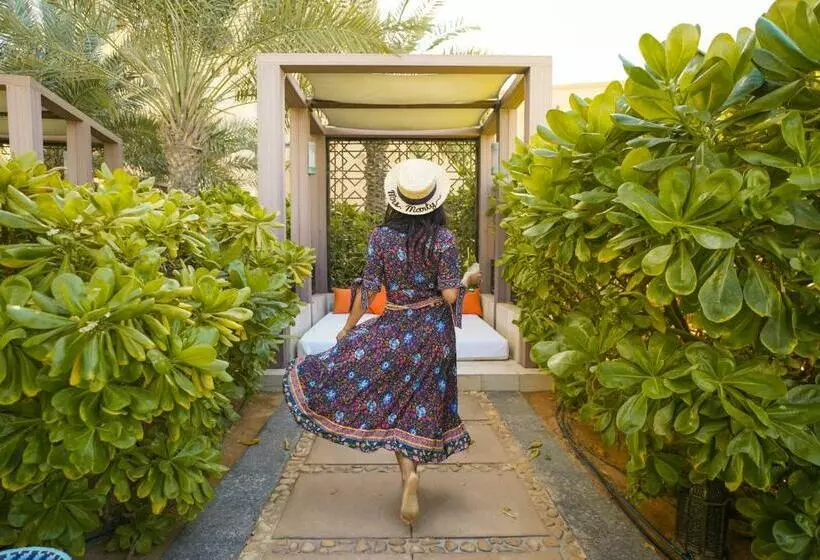 اتاق استاندارد با چشمانداز دریا, Fairmont Ajman
