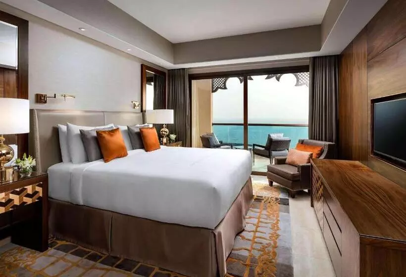 سوییت با چشمانداز دریا, Fairmont Ajman