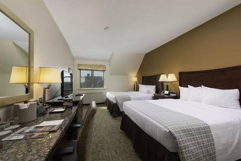 اتاق لوکس با چشمانداز دریا, Fairmont Ajman