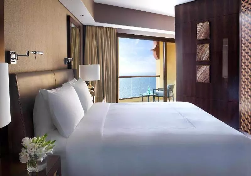 سوییت جونیور, Fairmont Ajman