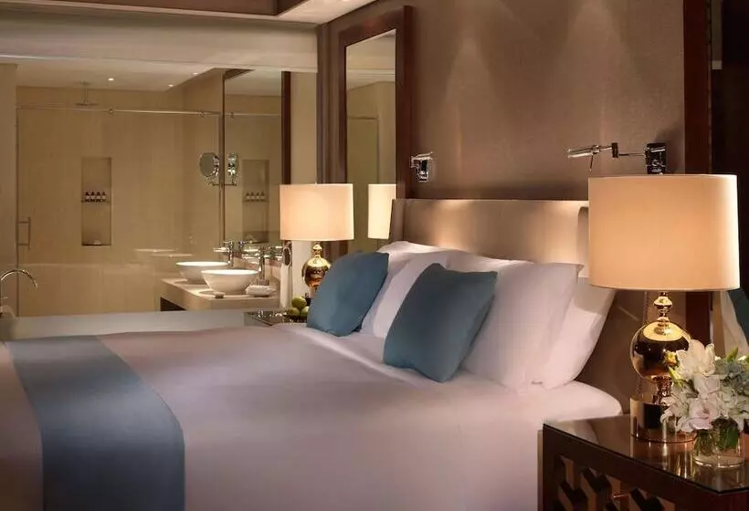 اتاق لوکس با چشمانداز دریا, Fairmont Ajman