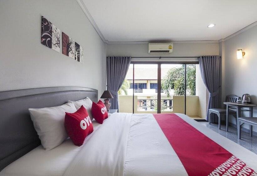 غرفة سوبيريور, Golden Land