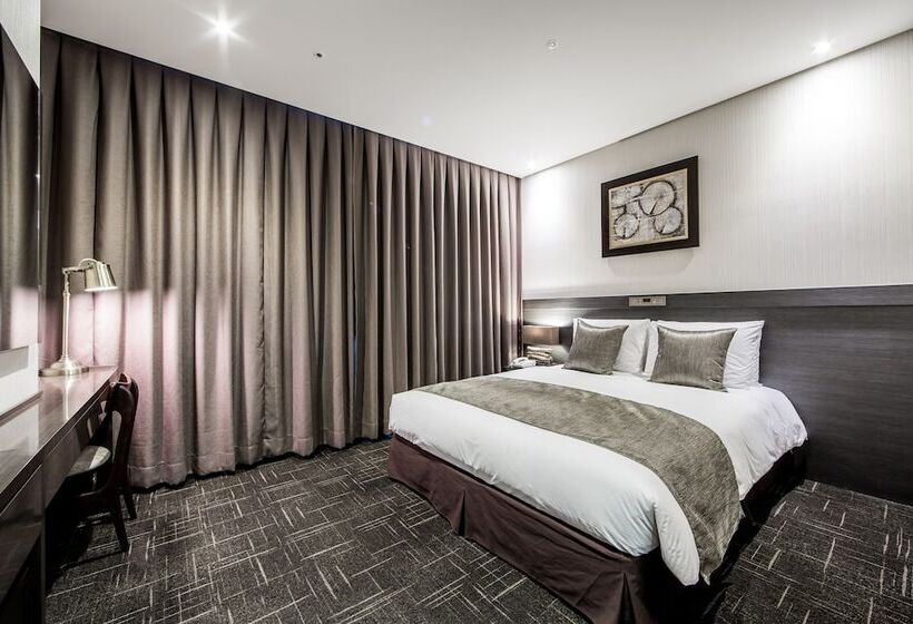 Номер Стандарт, Golden Seoul