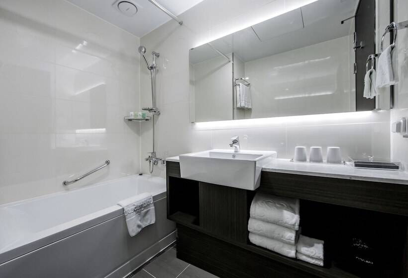 Quarto Triplo Estandar, Golden Seoul