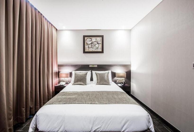 Номер Стандарт, Golden Seoul