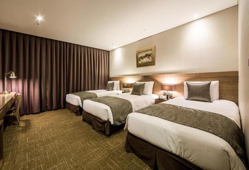 Номер Стандарт Трехместный, Golden Seoul