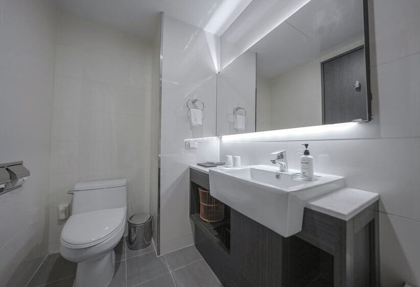 Номер Стандарт, Golden Seoul