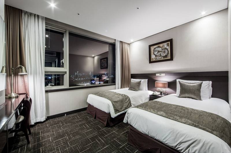 Номер Стандарт, Golden Seoul