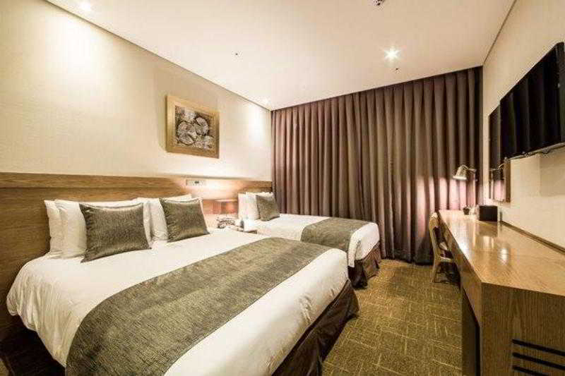 Номер Deluxe, Golden Seoul