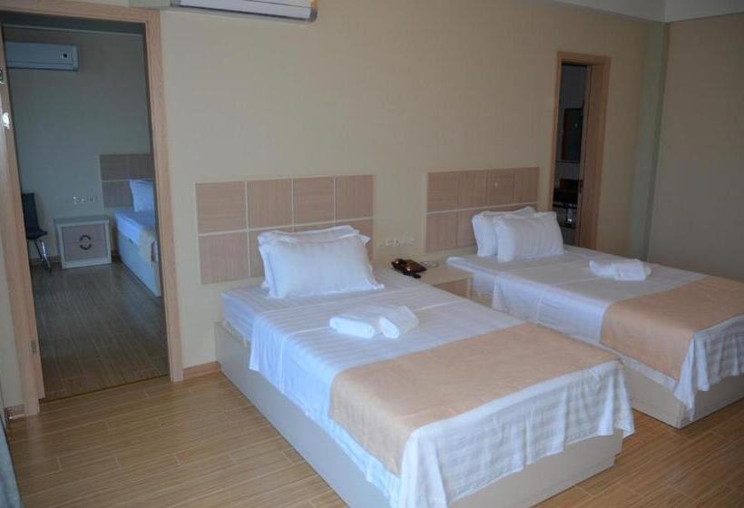 اتاق استاندارد چهار تخته, Legacy