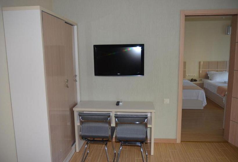 اتاق استاندارد چهار تخته, Legacy