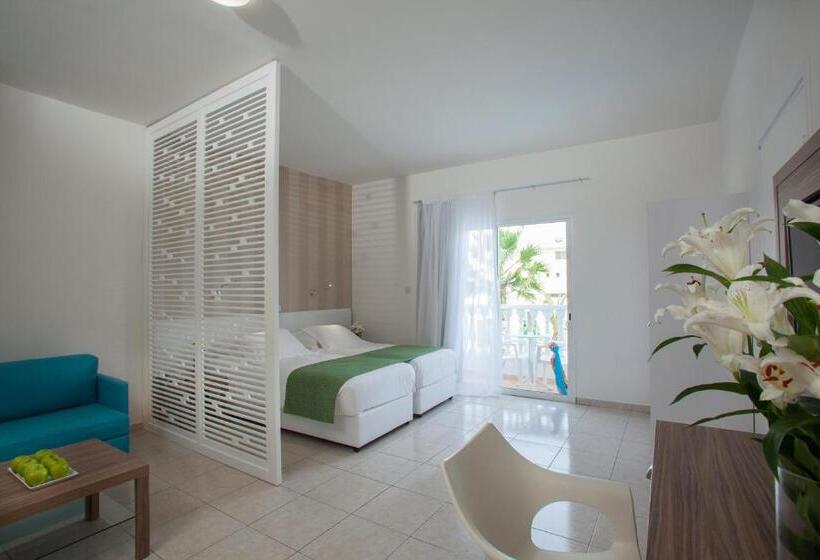 Студия Superior, Princessa Vera Hotel Apartments